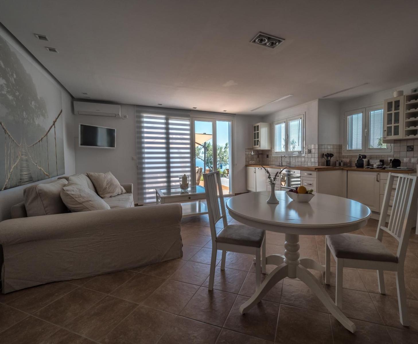The Infinity 180 Luxury Suites Milia エクステリア 写真