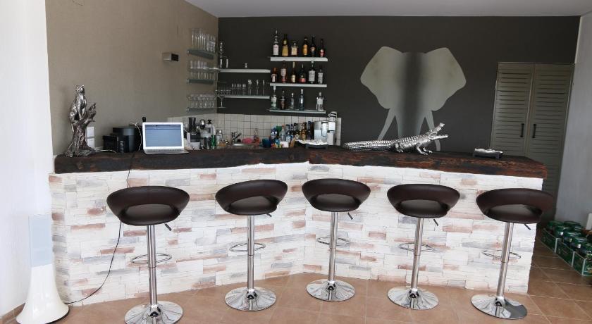 The Infinity 180 Luxury Suites Milia エクステリア 写真