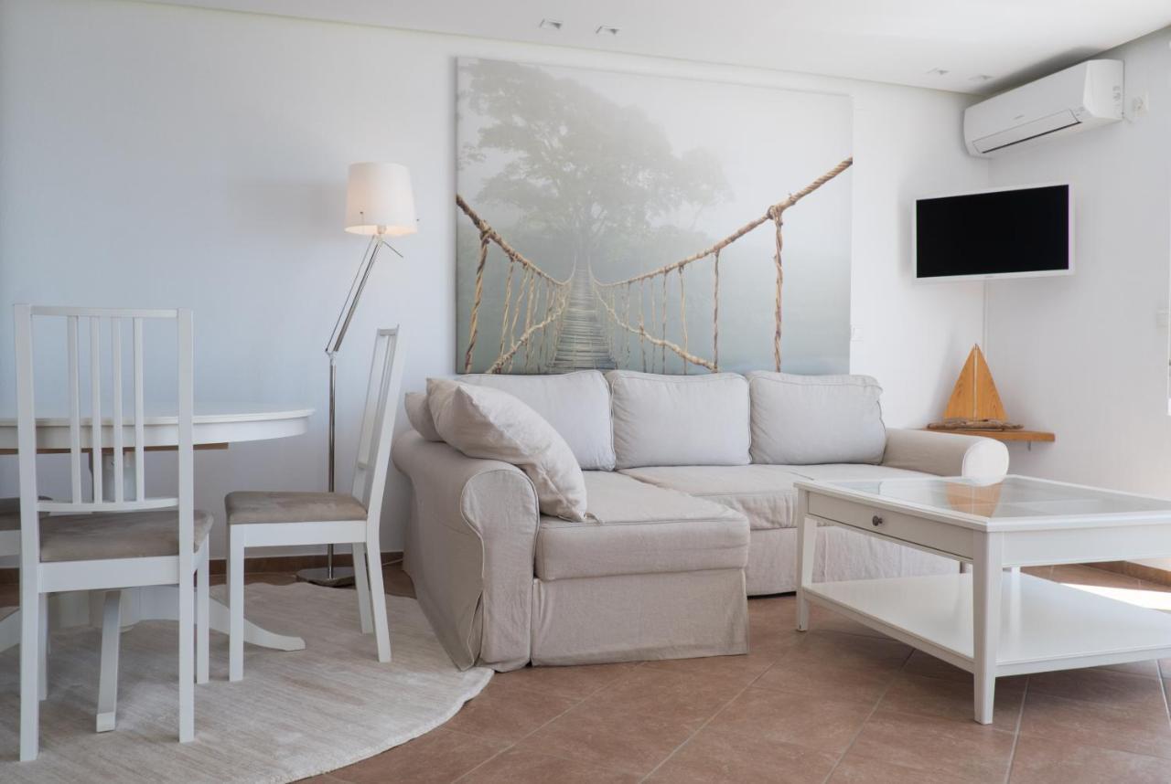 The Infinity 180 Luxury Suites Milia エクステリア 写真