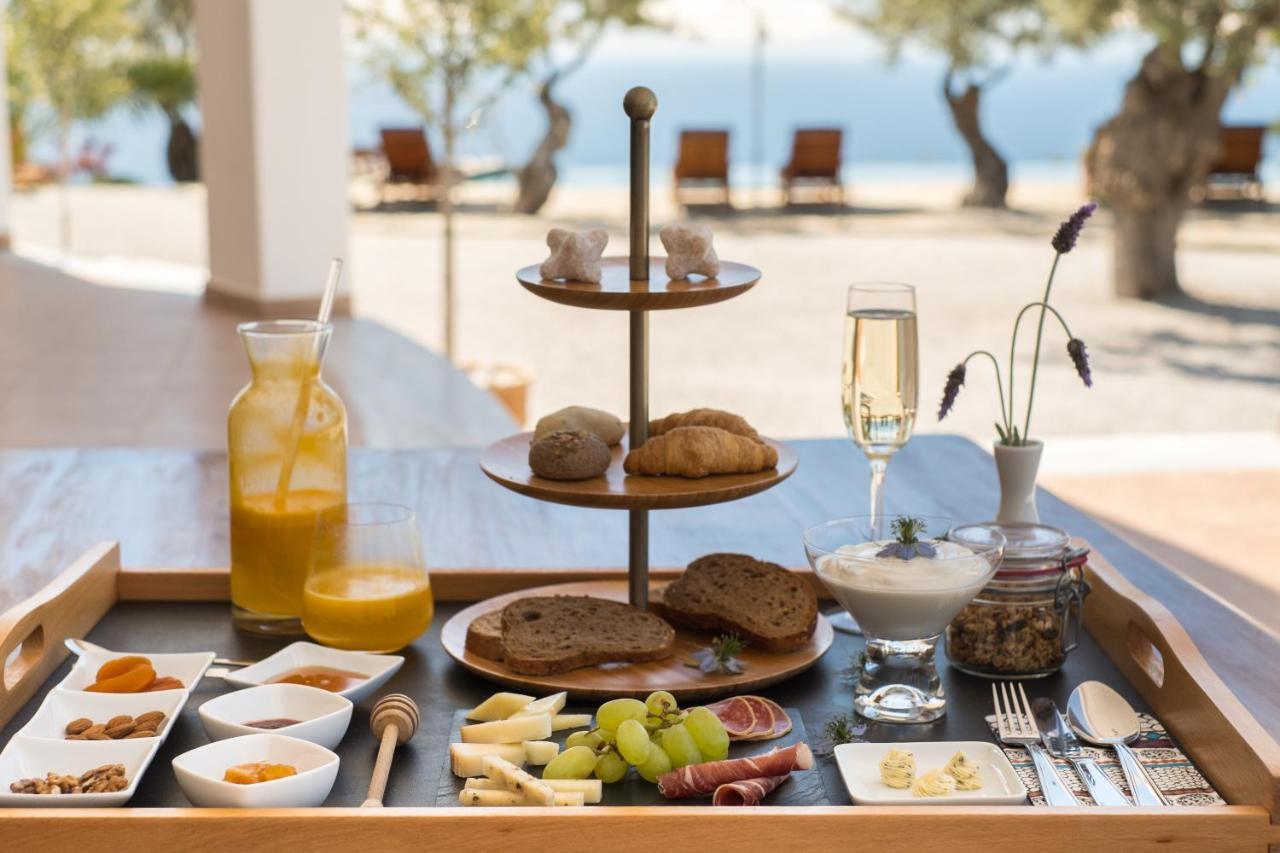 The Infinity 180 Luxury Suites Milia エクステリア 写真