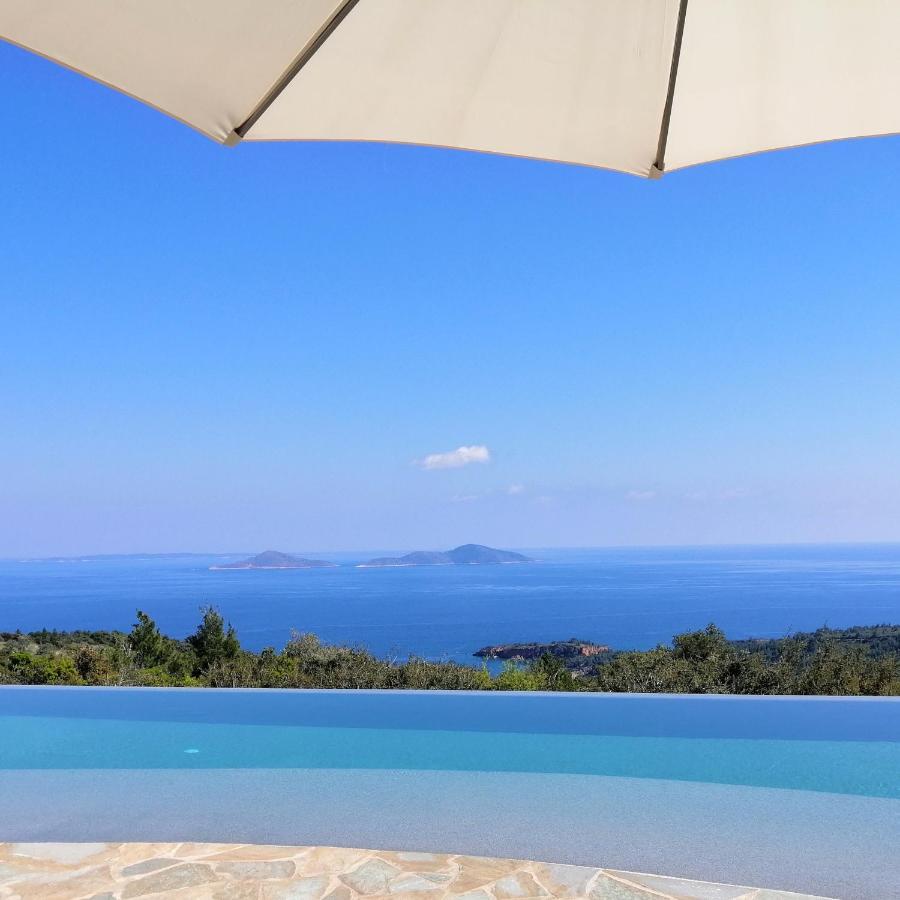 The Infinity 180 Luxury Suites Milia エクステリア 写真